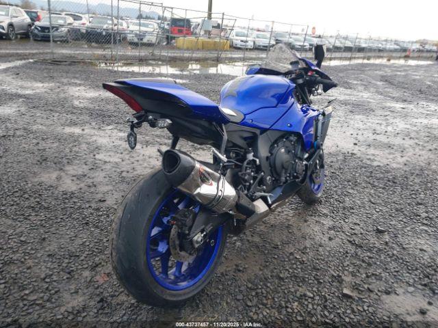 Yamaha Yzfr1 Image 10