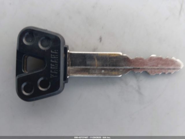 Yamaha Yzfr1 Image 2