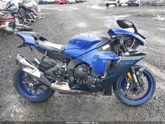 Yamaha Yzfr1 Image 5
