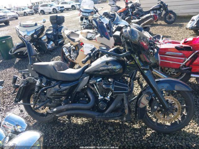 Harley-Davidson Flhxs Street Glide Special Image 2