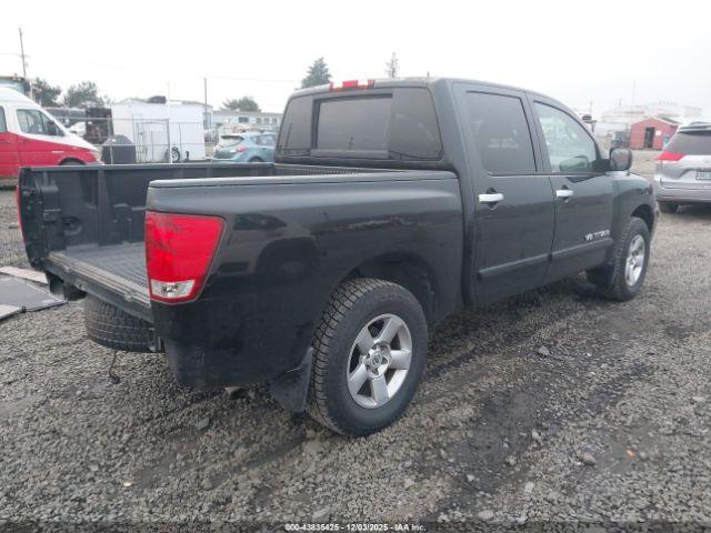 Nissan Titan Se Image 10