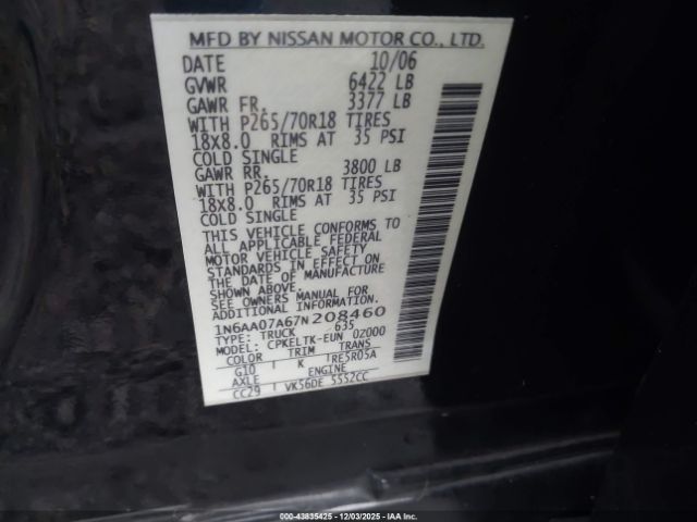 Nissan Titan Se Image 9