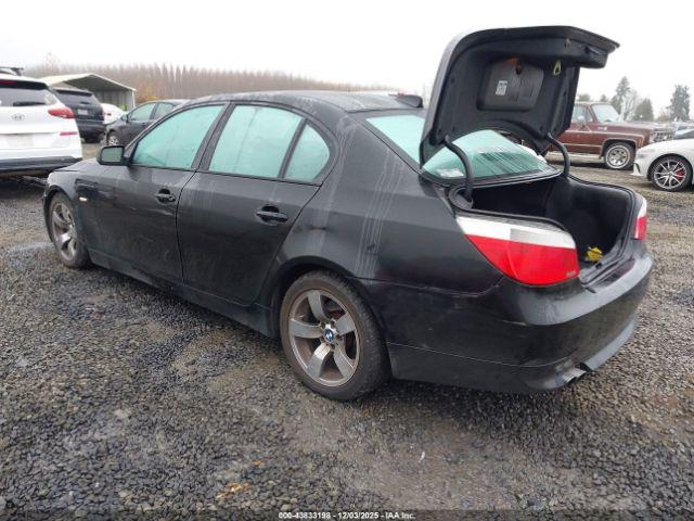 BMW 5 Series Image 12