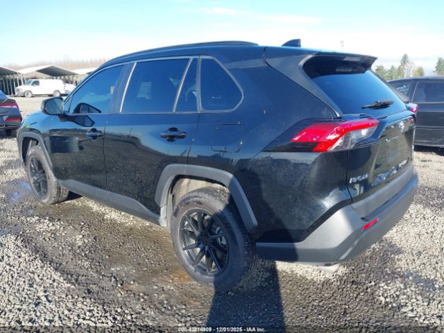 Toyota RAV4 Le Image 9