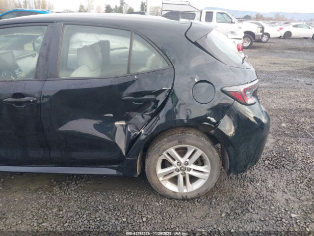 Toyota Corolla Se Image 16