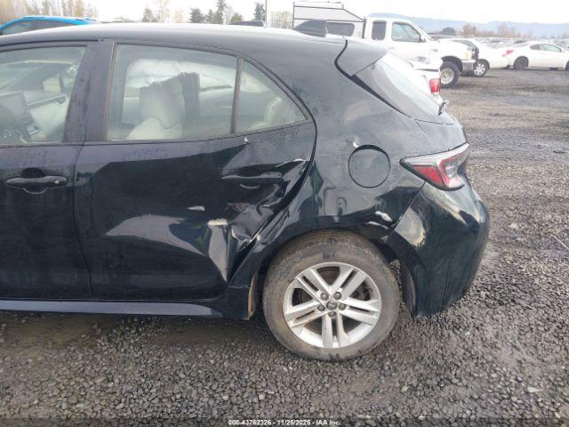 Toyota Corolla Se Image 16