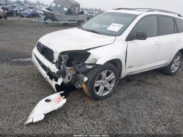 Toyota RAV4 Sport V6 Image 5