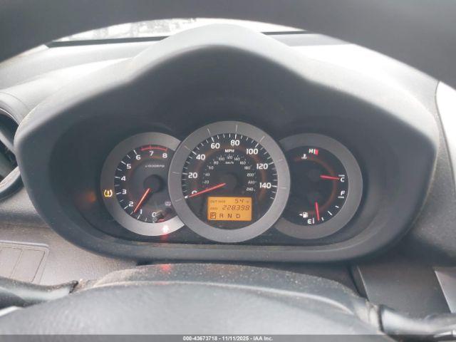 Toyota RAV4 Sport V6 Image 8