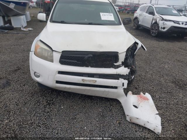 Toyota RAV4 Sport V6 Image 6