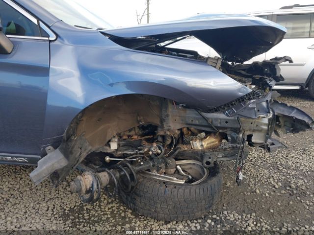 Subaru Outback 2.5i Limited Image 8