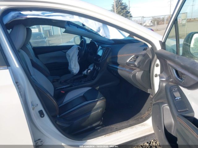 Subaru Crosstrek Limited Image 3