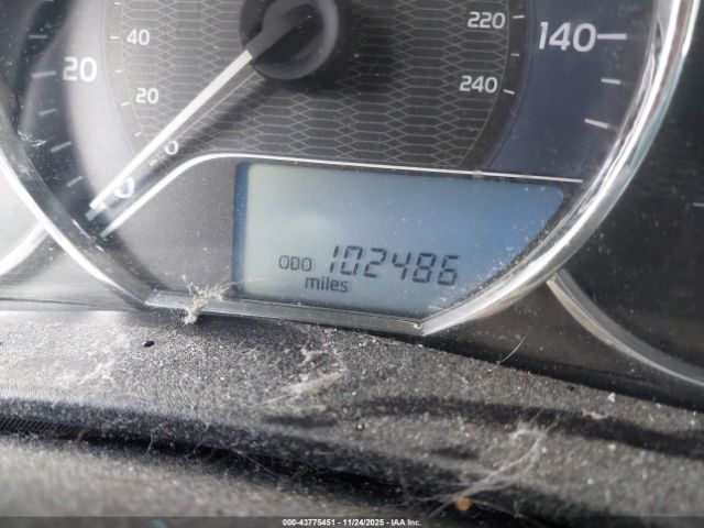 Toyota Corolla Le Image 12