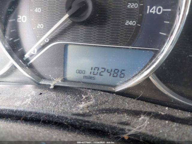 Toyota Corolla Le Image 12