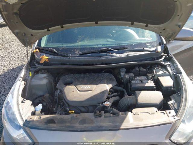 Hyundai ACCENT Gs Image 11