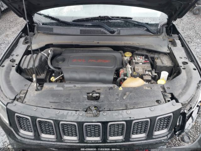 Jeep Compass Trailhawk 4x4 Image 8