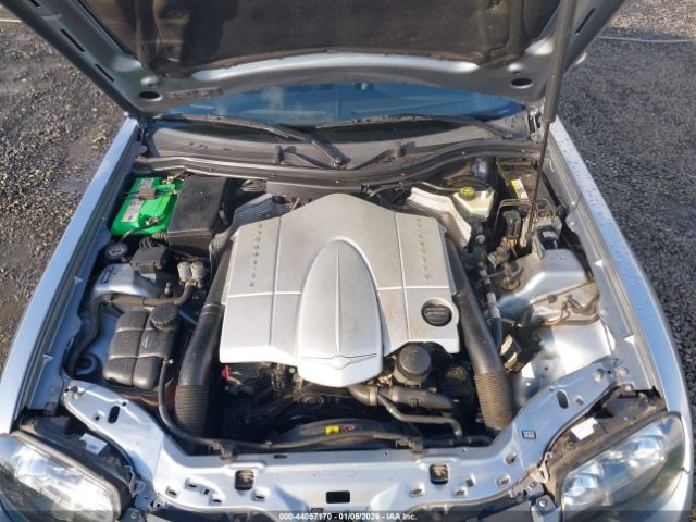 Chrysler Crossfire Image 11