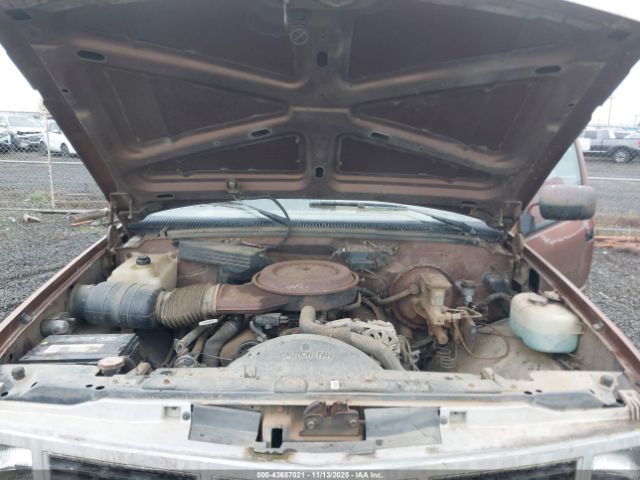 GMC Sierra K3500 Image 4