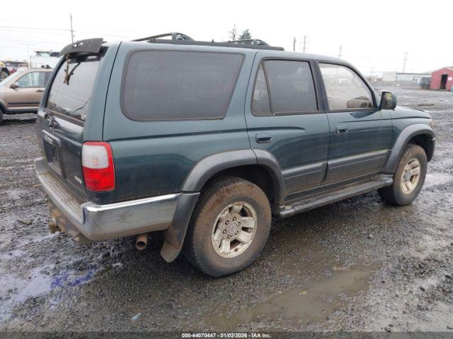 Toyota 4Runner Sr5 V6 Limited Image 5