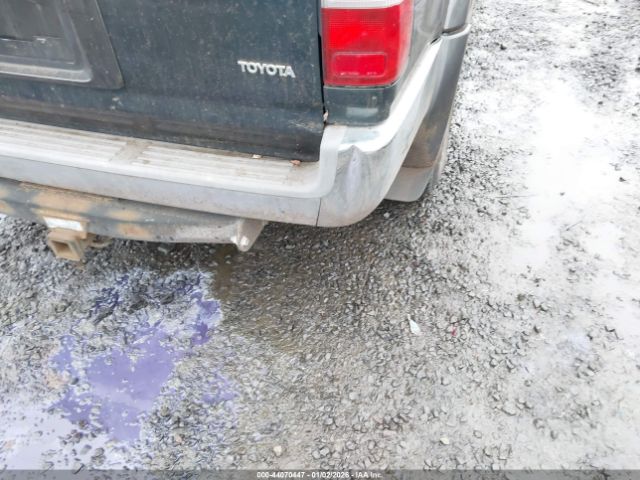 Toyota 4Runner Sr5 V6 Limited Image 8