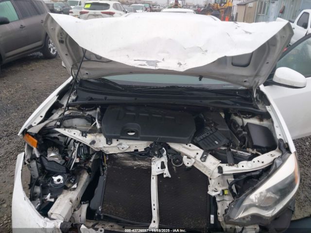 Toyota Corolla L Image 4