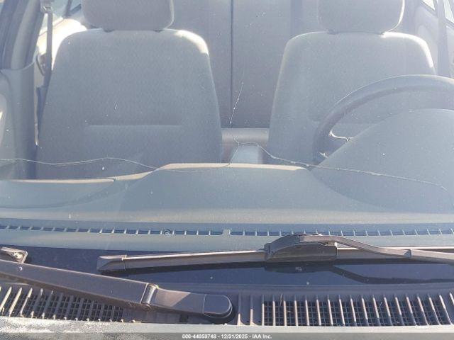 Toyota Corolla Le Image 5