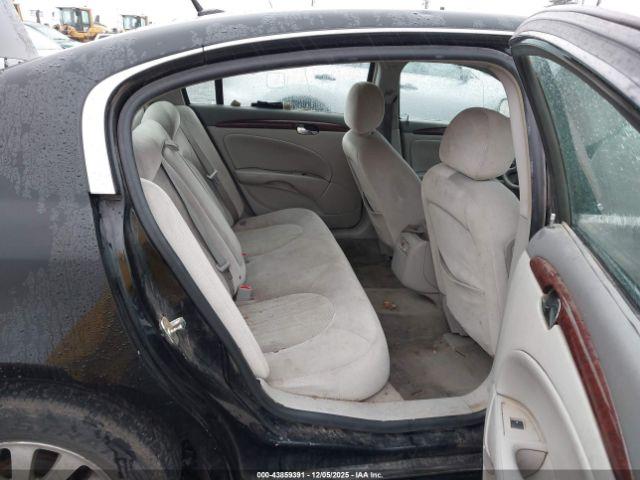 Buick Lucerne Cx Image 5