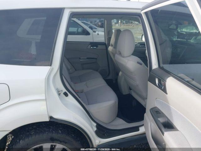Subaru Forester 2.5x Premium Image 14