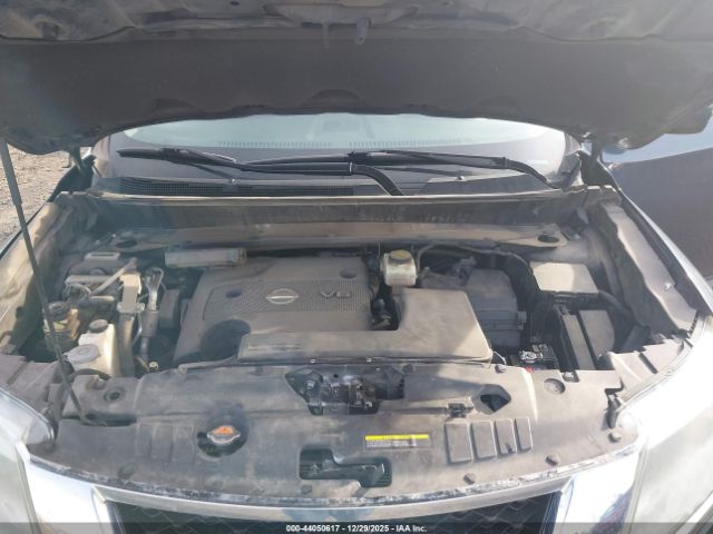 Nissan Pathfinder Image 14