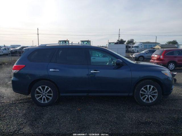 Nissan Pathfinder Image 3