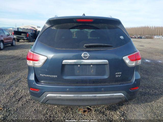 Nissan Pathfinder Image 8