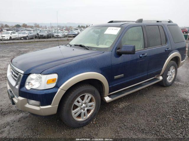 Ford Explorer Eddie Bauer Image 3