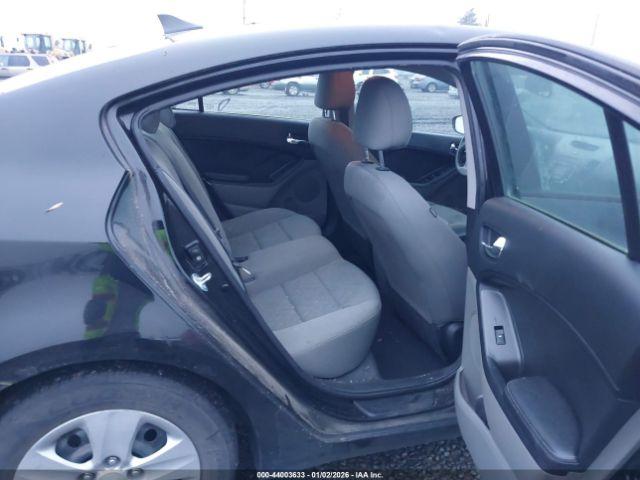 Kia Forte Lx Image 9