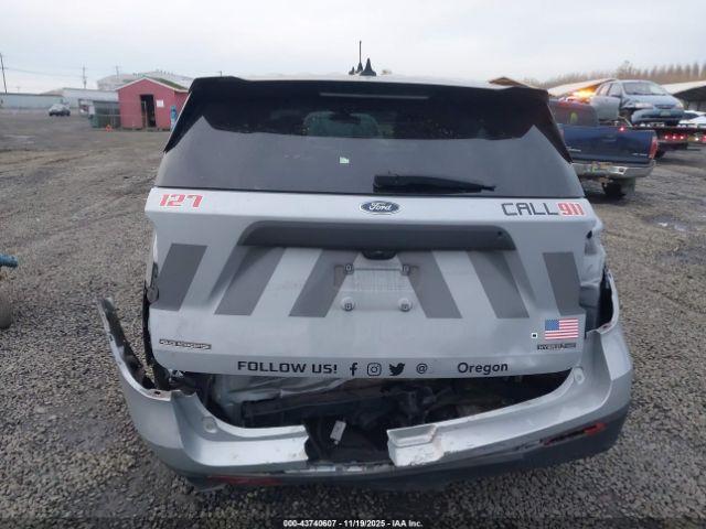 Ford Police Interceptor Utilit Image 2