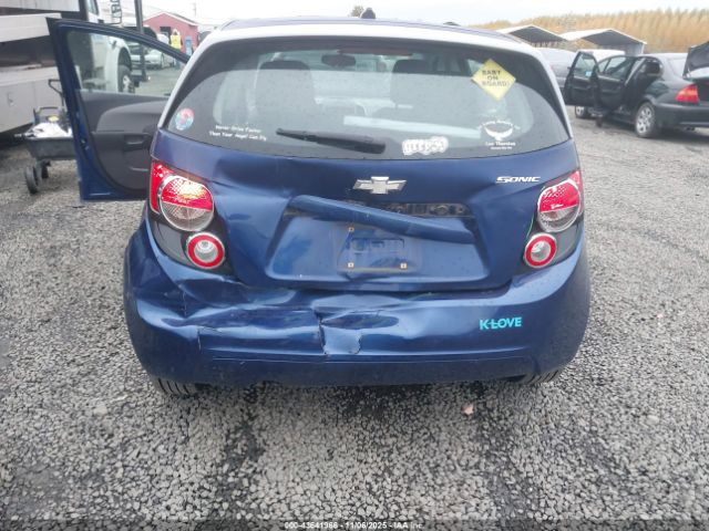 Chevrolet Sonic Ls Auto Image 6