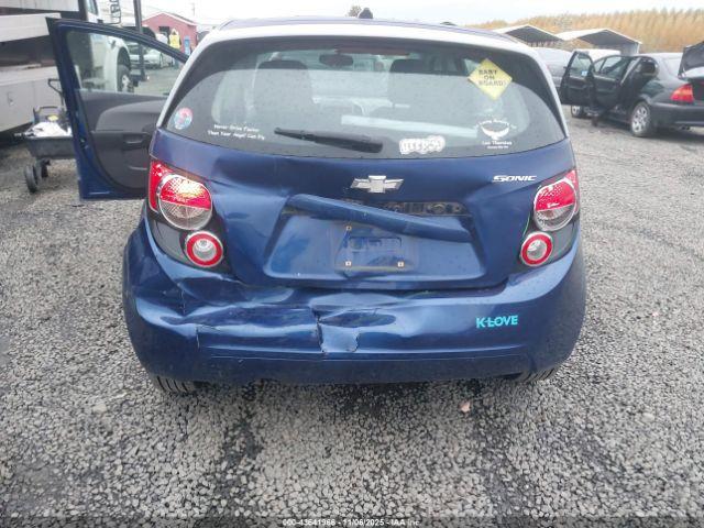 Chevrolet Sonic Ls Auto Image 6