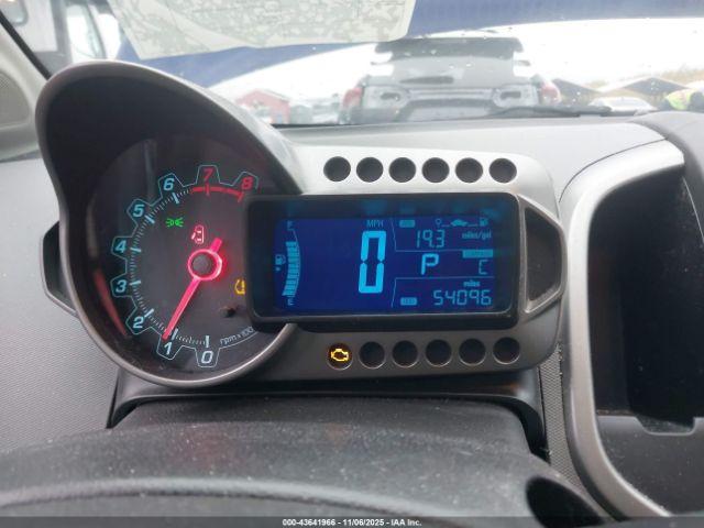 Chevrolet Sonic Ls Auto Image 8