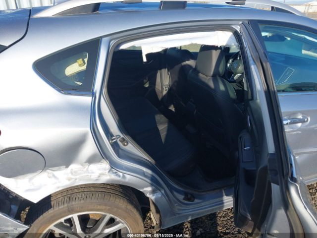 Subaru Impreza 2.0i Limited Image 6