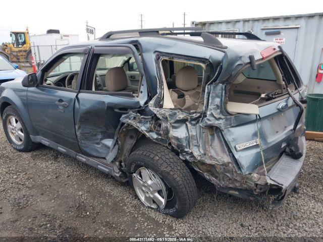 Ford Escape Xlt Image 4