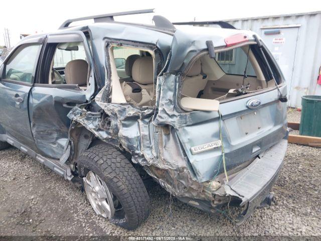 Ford Escape Xlt Image 3