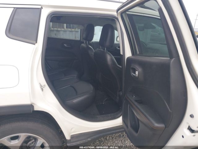 Jeep Compass Limited Fwd Image 6