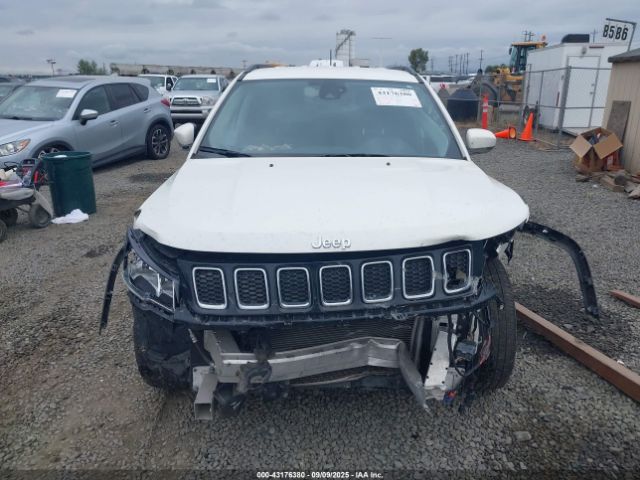 Jeep Compass Limited Fwd Image 8