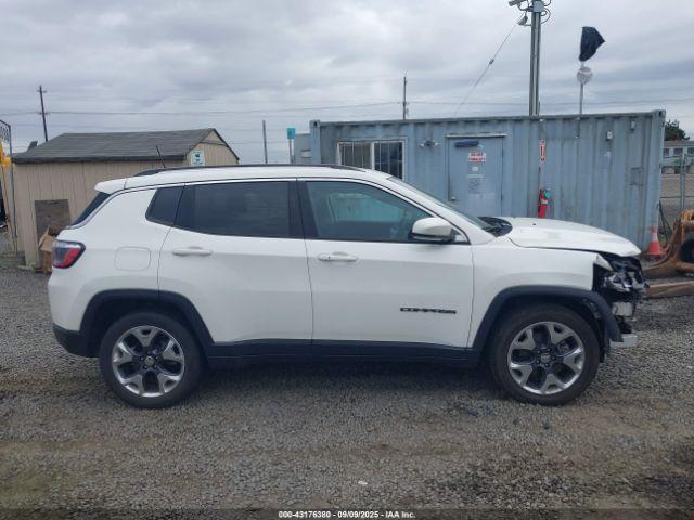 Jeep Compass Limited Fwd Image 9