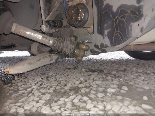 Ford Explorer Sport Image 5