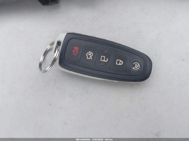 Ford Explorer Sport Image 13