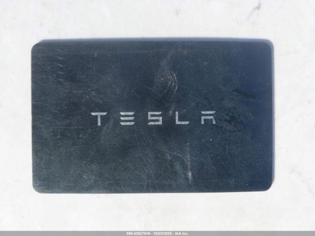 Tesla Model 3 Rear-wheel Drive Image 7