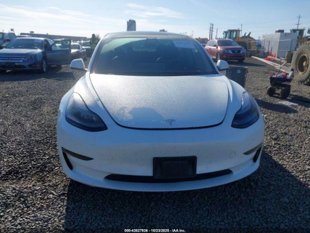 Tesla Model 3 Rear-wheel Drive Image 16