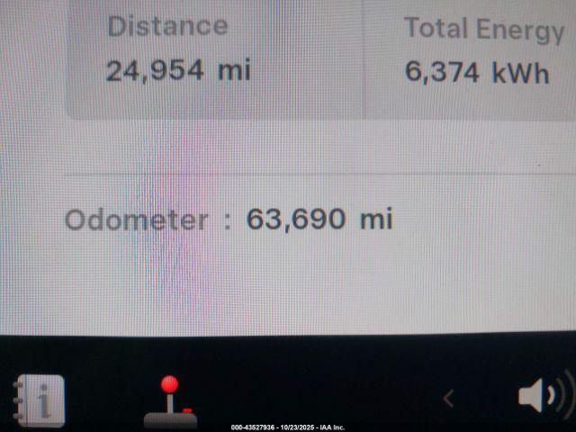 Tesla Model 3 Rear-wheel Drive Image 14