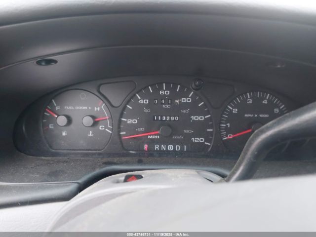 Ford Taurus Se Image 5