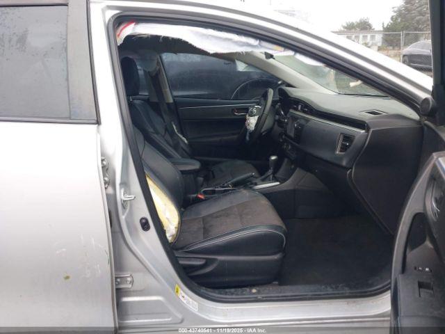 Toyota Corolla S Image 6