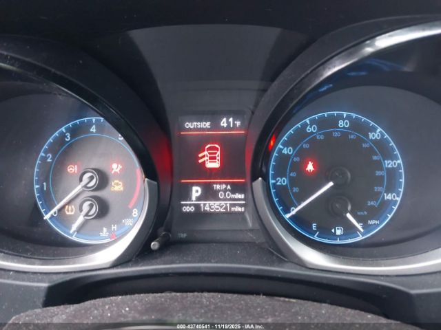 Toyota Corolla S Image 4